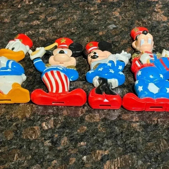 Vintage Mickey Mouse Whistle Kazoos Whistles Stand Up Figures Disney - Picture 4 of 10